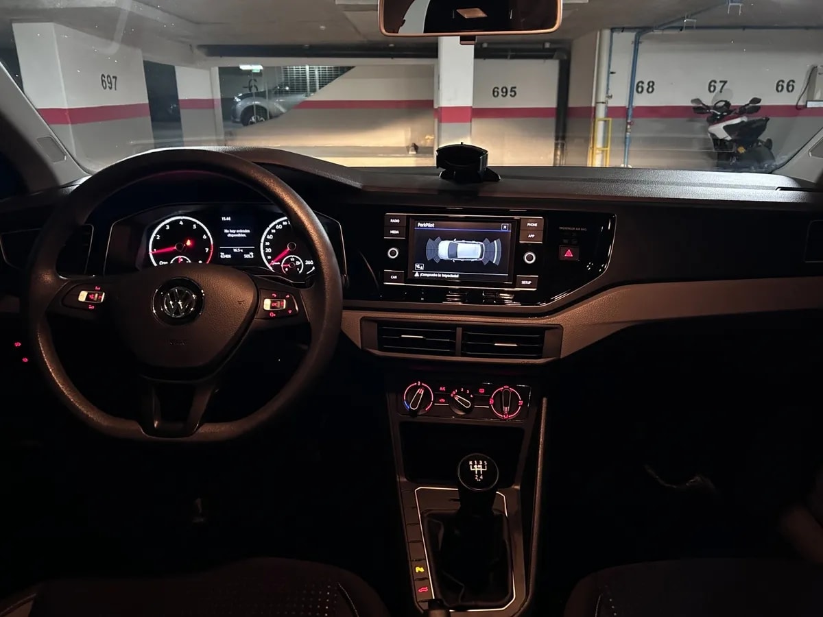Volkswagen Polo 1.6 Trendline Mt año 2020