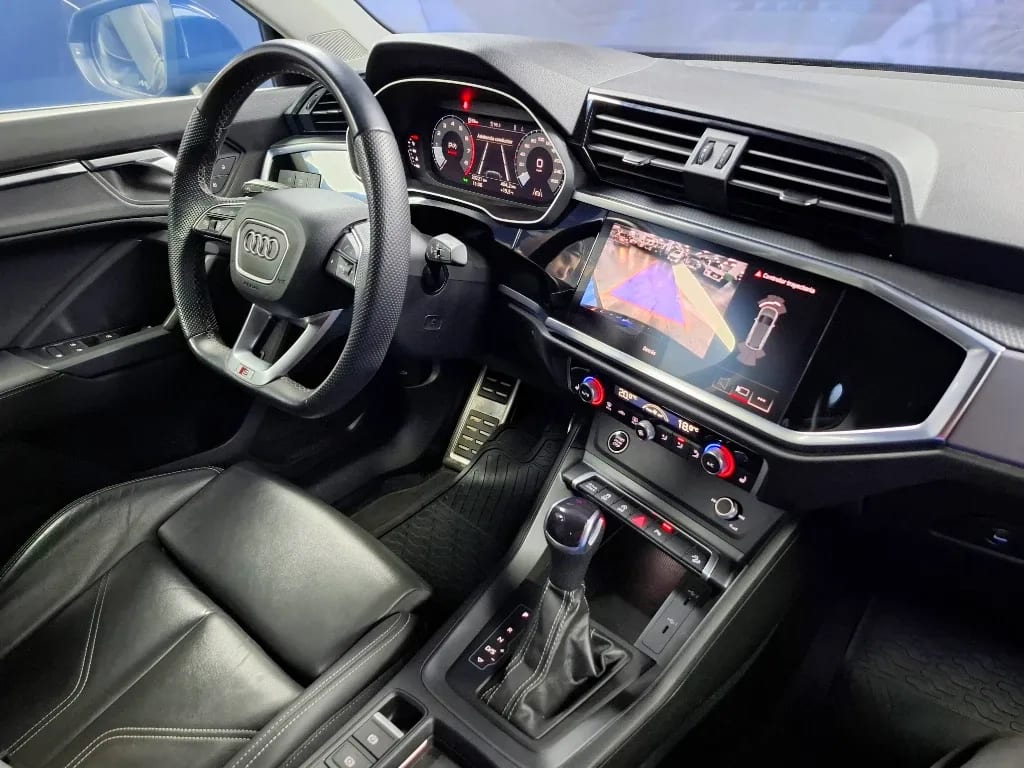 Audi Q3 Q3 Sportback 40 Tfsi Sport año 2024