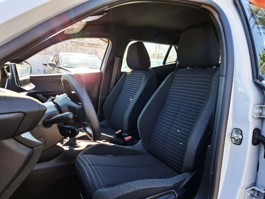Peugeot 2008 Active año 2025
