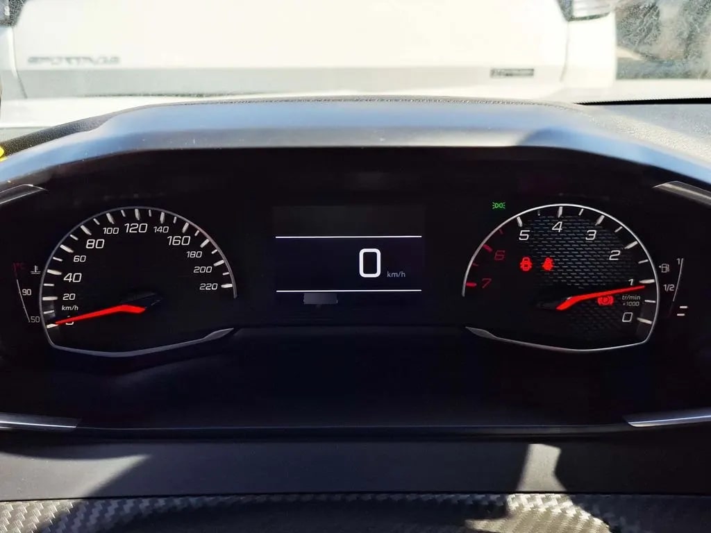 Peugeot 2008 Active año 2025