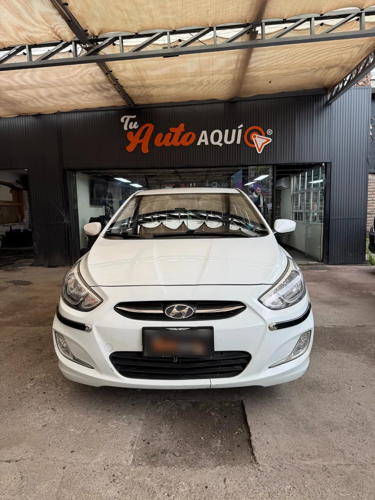 HYUNDAI ACCENT 1.4 Rb Sdn Gl Ac 2ab Mt año 2016