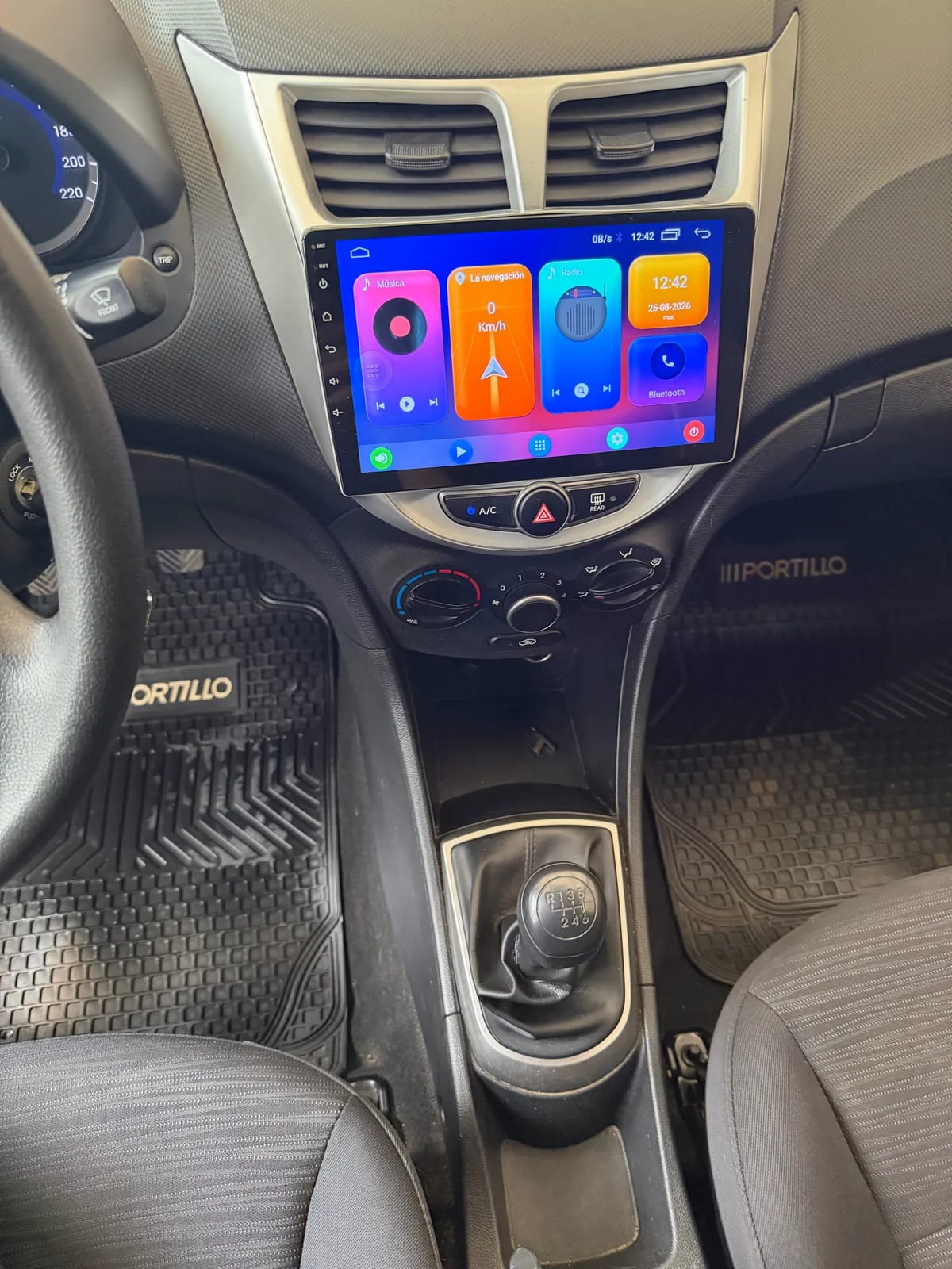 HYUNDAI ACCENT 1.4 Rb Sdn Gl Ac 2ab Mt año 2016