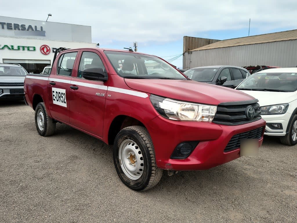 Toyota Hilux Tss 2.4 Diesel 4x2 T/m año 2021