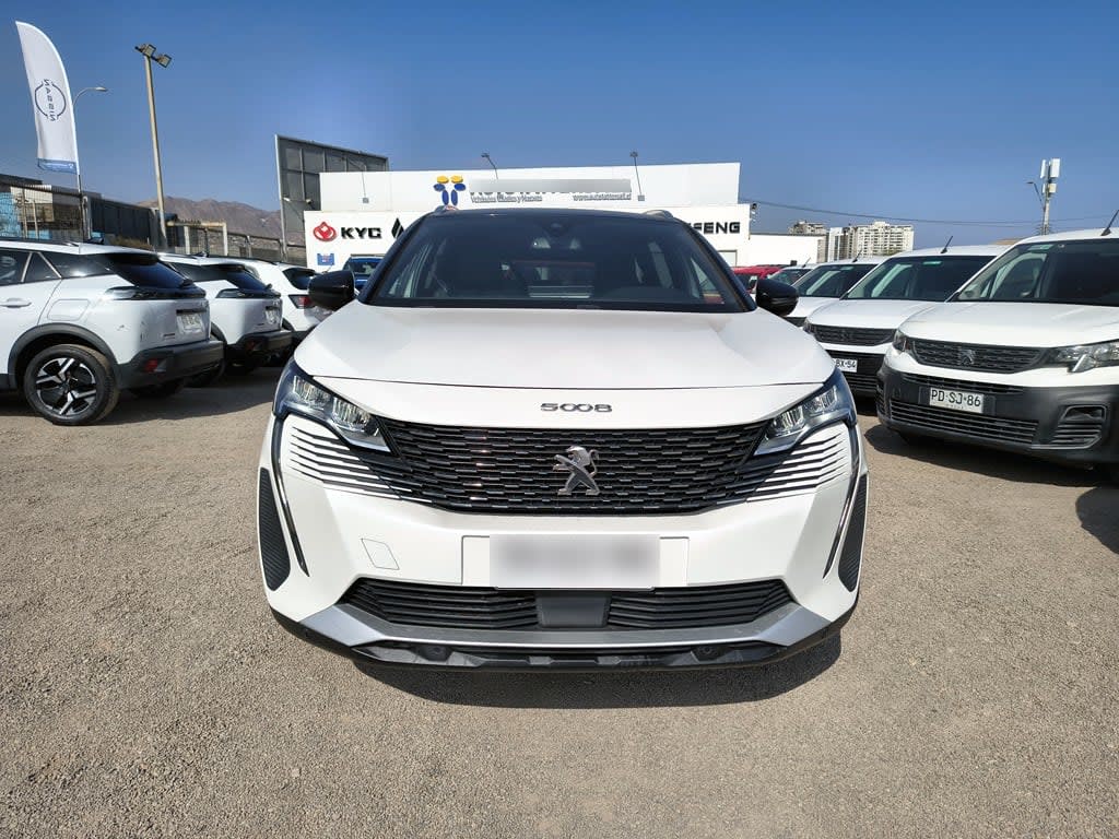 Peugeot 5008 1.6 Allure Pack año 2024