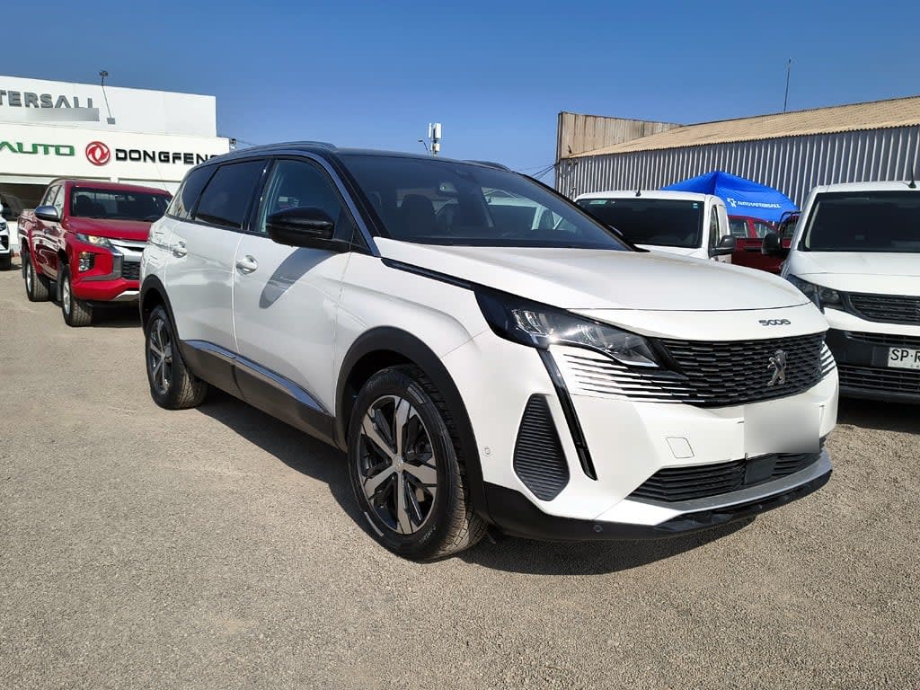 Peugeot 5008 1.6 Allure Pack año 2024