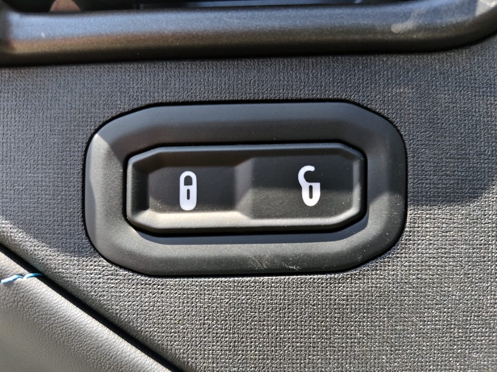ZX Auto Grand Lion At 4wd año 2026