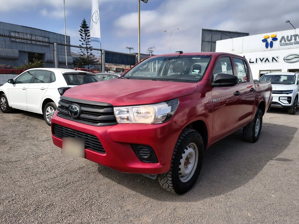 Toyota Hilux Tss 2.4 Diesel 4x2 T/m año 2021