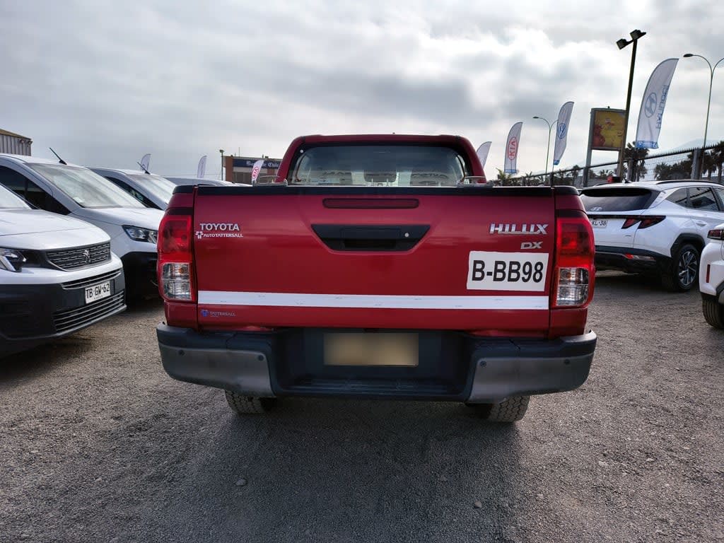 Toyota Hilux 2.4 Dx año 2022