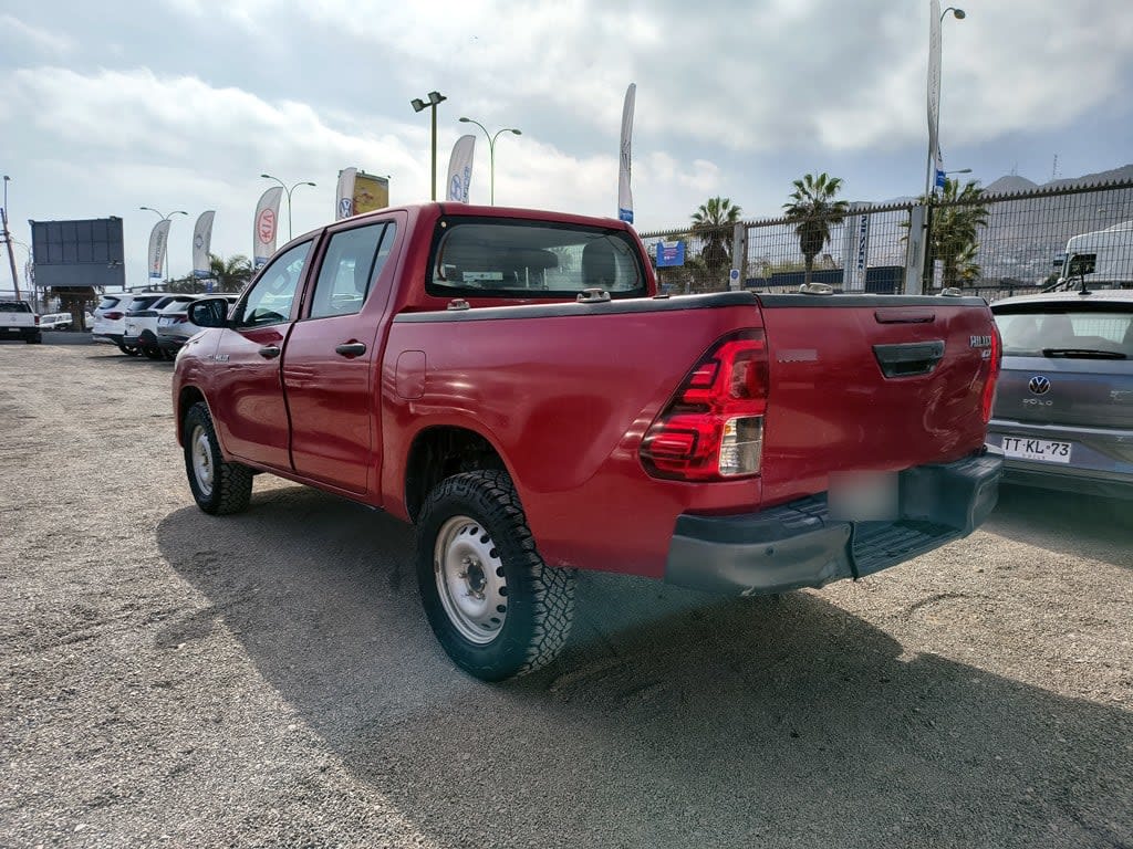 Toyota Hilux Tss 2.4 Diesel 4x2 T/m año 2021