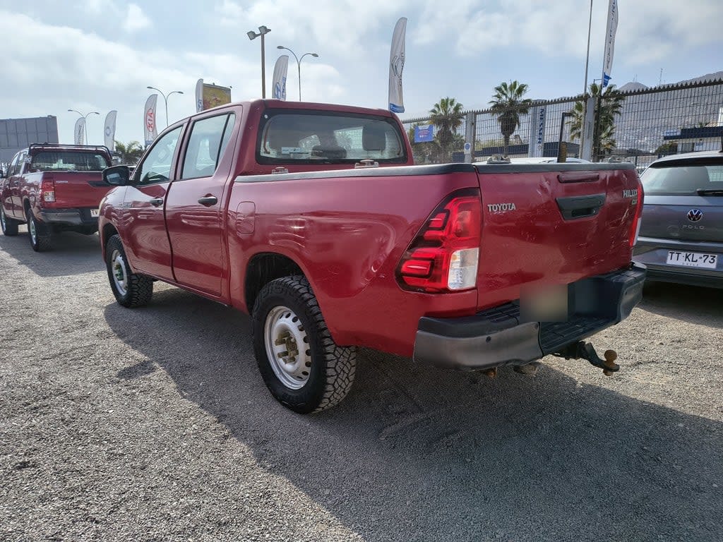 Toyota Hilux Tss 2.4 Diesel 4x4 T/m año 2022