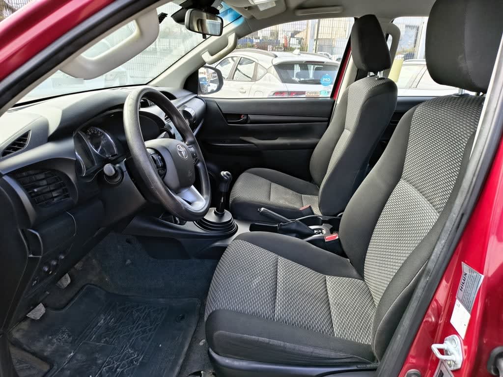 Toyota Hilux 2.4 Dx año 2022