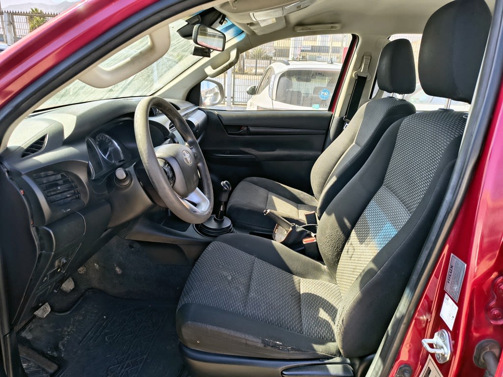 Toyota Hilux Tss 2.4 Diesel 4x2 T/m año 2022