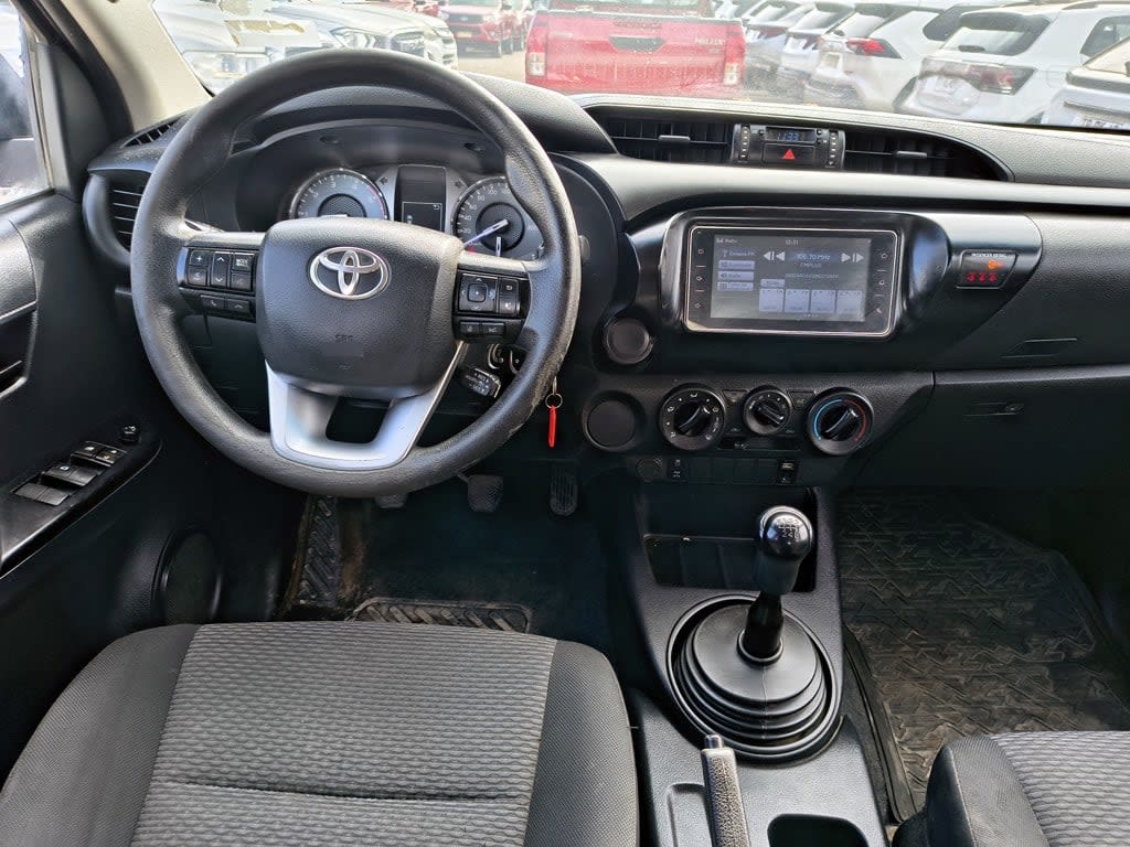 Toyota Hilux Tss 2.4 Diesel 4x2 T/m año 2021