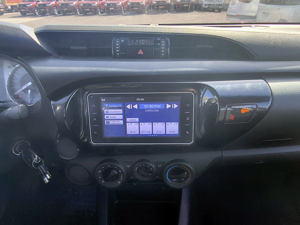 Toyota Hilux Hilux Tss 2.4 Diesel 4x2 T/m año 2021