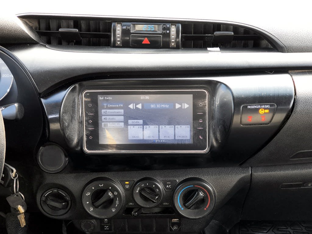 Toyota Hilux Tss 2.4 Diesel 4x4 T/m año 2022