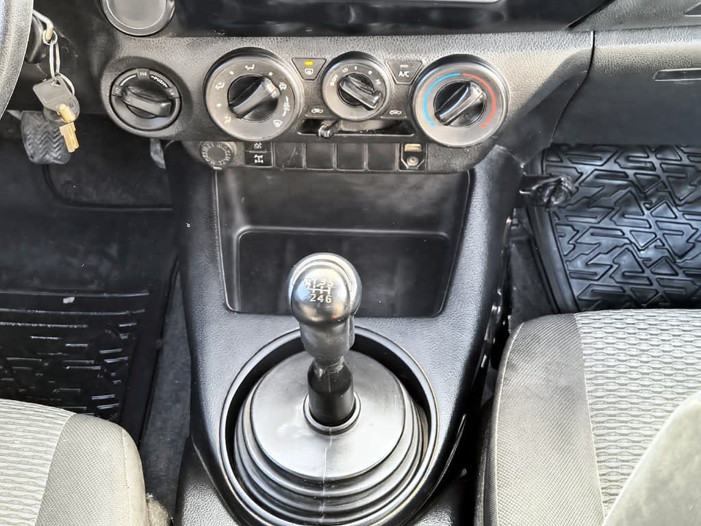Toyota Hilux Tss 2.4 Diesel 4x4 T/m año 2022