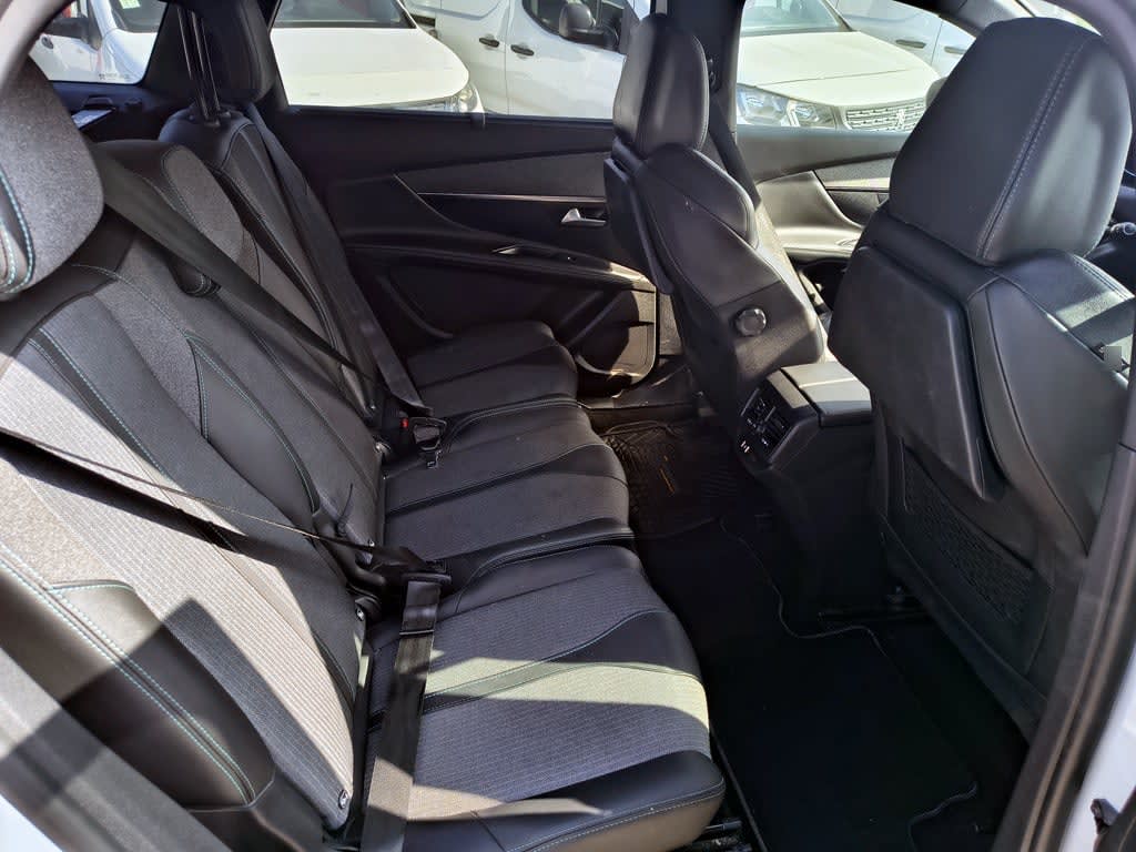 Peugeot 5008 1.6 Allure Pack año 2024