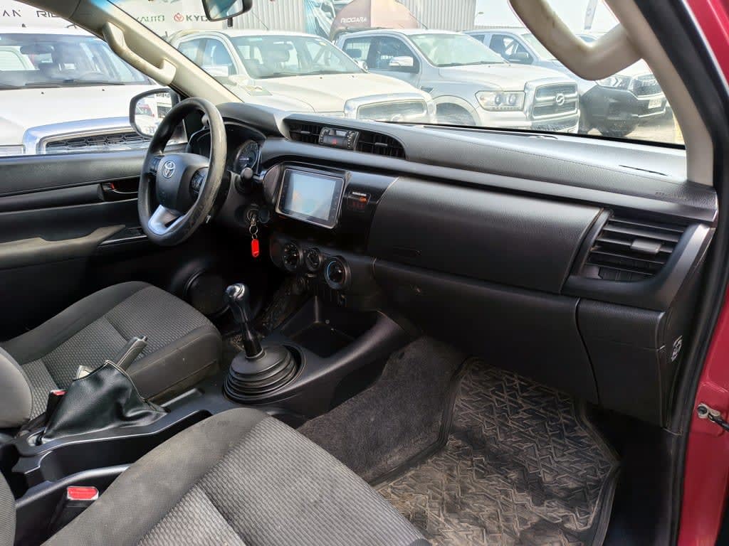 Toyota Hilux Tss 2.4 Diesel 4x2 T/m año 2021