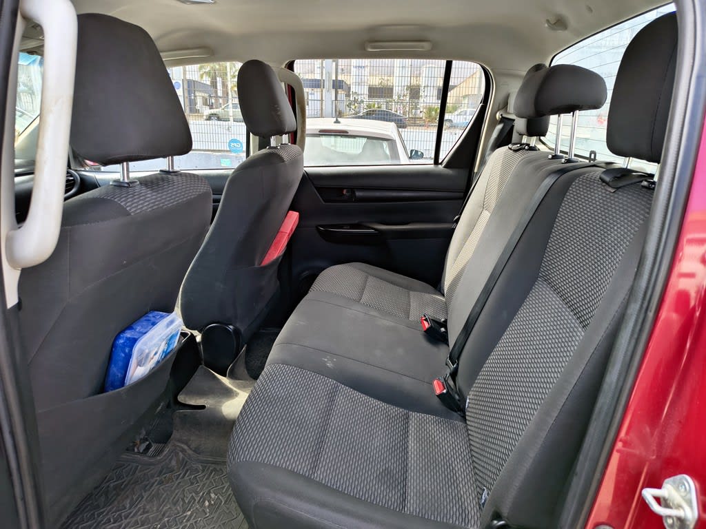 Toyota Hilux Tss 2.4 Diesel 4x2 T/m año 2021