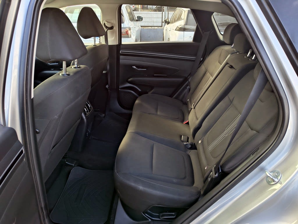 Hyundai Tucson 2.0 Gasolina 4x4 T/a año 2025