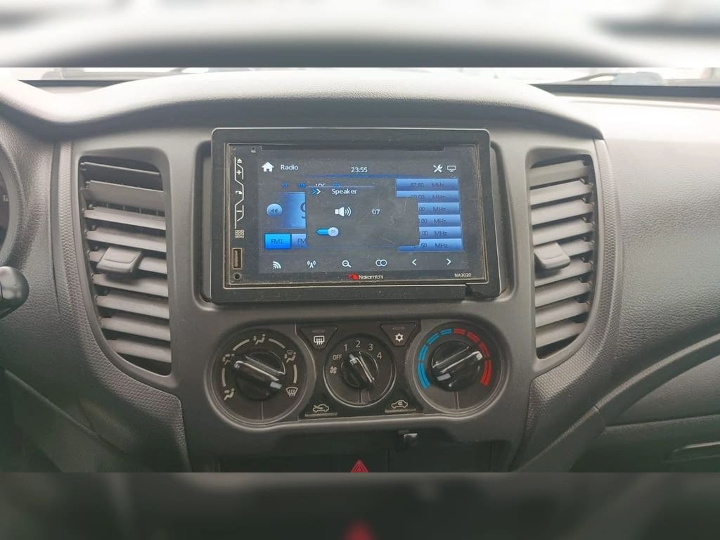Mitsubishi L200 2.4 Katana Dob. Cab. 4x4 Mt 4p año 2022