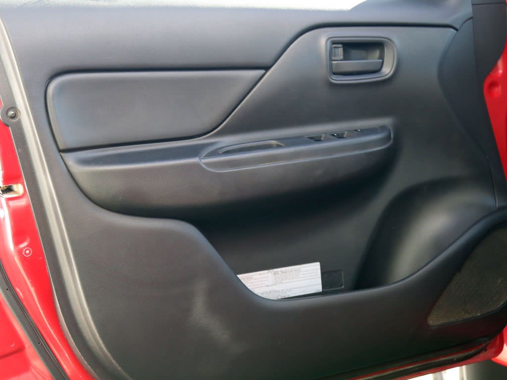 Mitsubishi L200 Katana 2.4 4x4 Mt año 2023