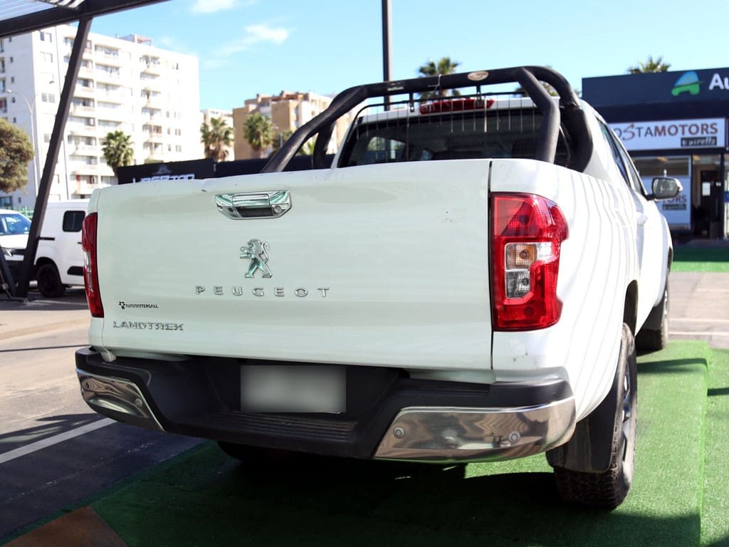 Peugeot Landtrek Hdi 1.9 4x2 año 2023