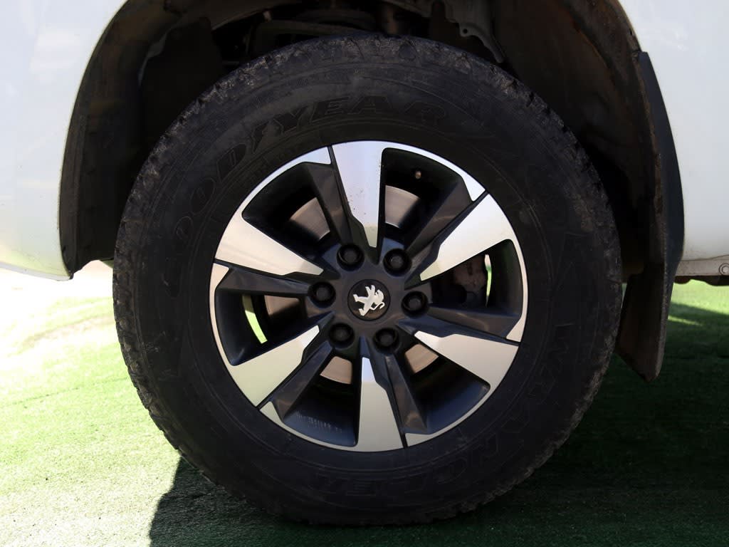 Peugeot Landtrek Hdi 1.9 4x2 año 2023
