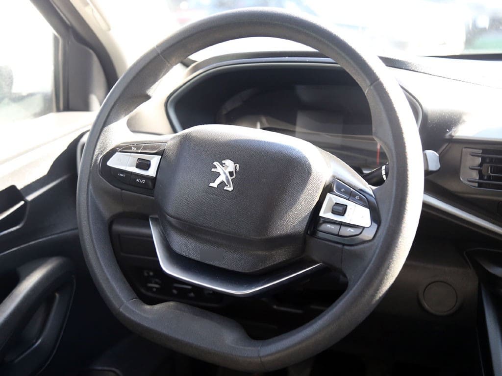 Peugeot Landtrek Hdi 1.9 4x2 año 2023