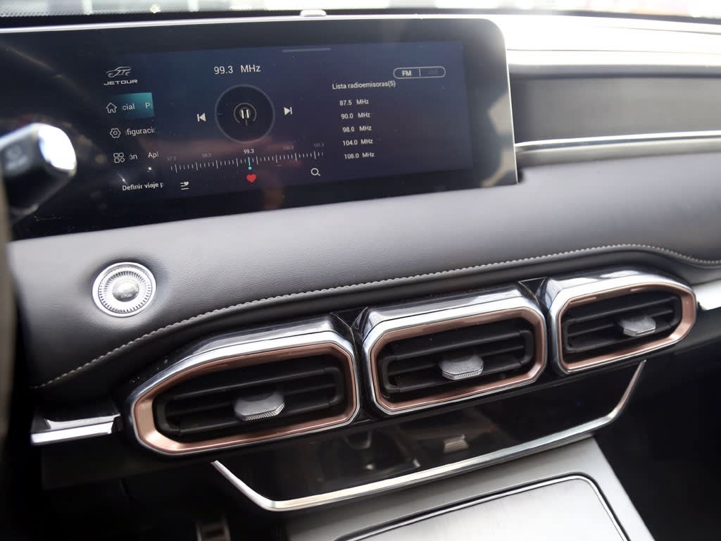 Jetour X70 Plus Plus 1.5 Aut año 2024
