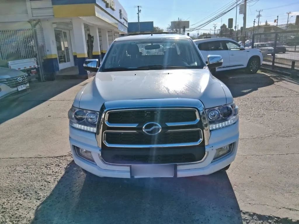 ZX Auto Terralord Dlx 4x2 año 2023