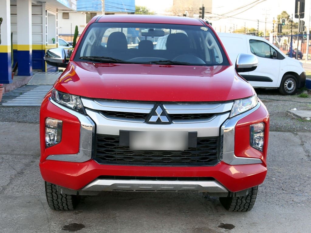 Mitsubishi L200 Katana Crdi año 2022