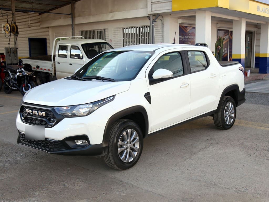 Ram 700 Bighorne Dcab 1.3 año 2024