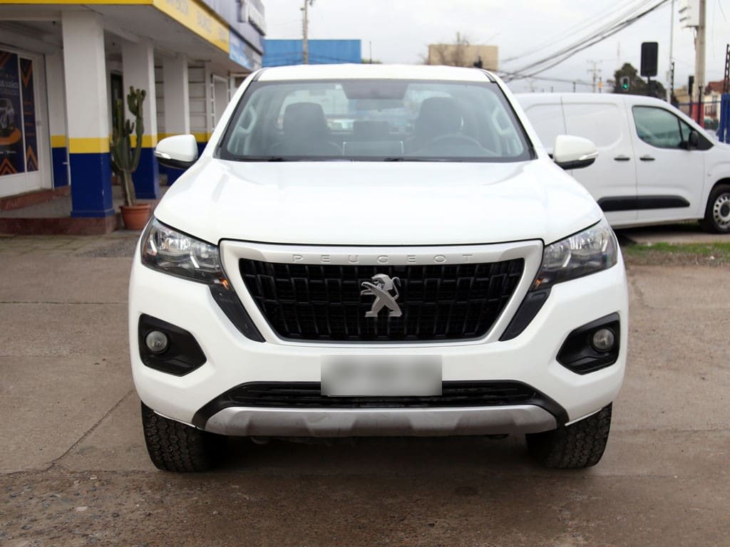 Peugeot Landtrek 1.9 4x2 año 2023