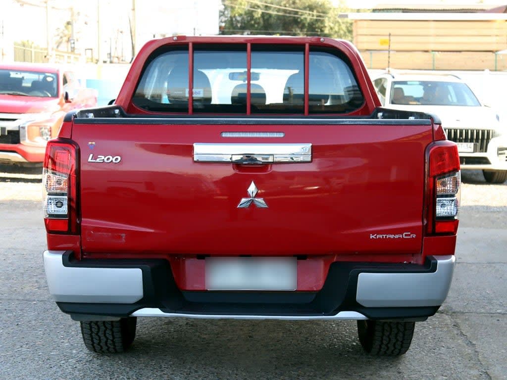 Mitsubishi L200 Katana Crdi año 2022