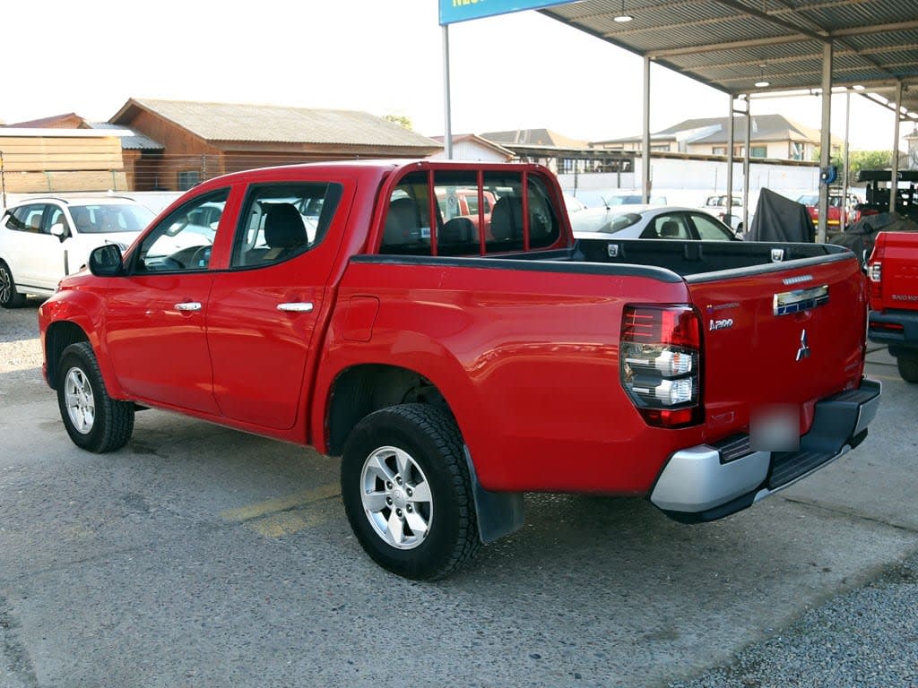 Mitsubishi L200 Katana Crdi año 2022