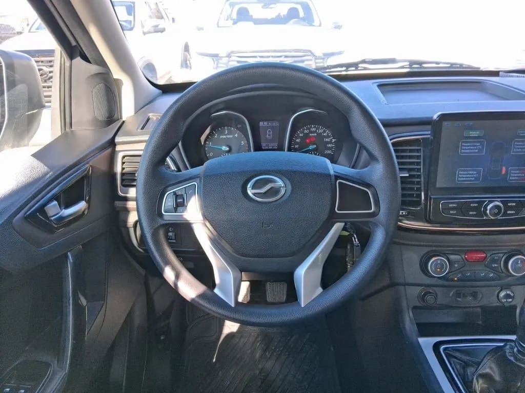 ZX Auto Terralord Dlx 4x2 año 2023