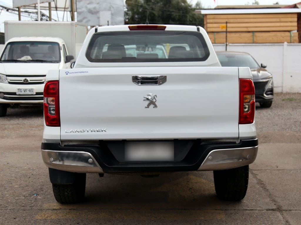 Peugeot Landtrek 1.9 4x2 año 2023