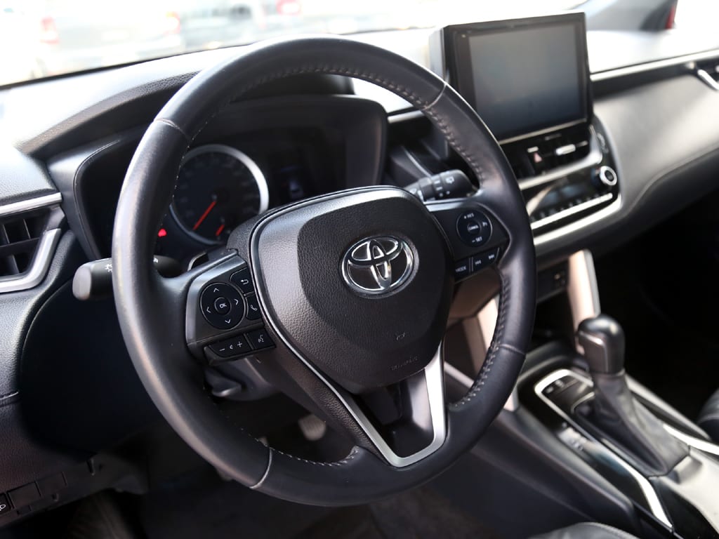 Toyota Corolla Cross 2.0 Seg 4x2 Cvt At 5p año 2023