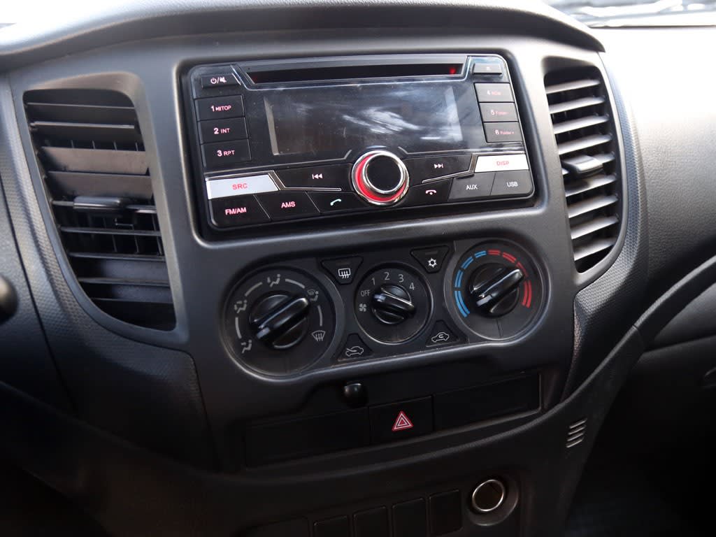 Mitsubishi L200 Katana Crdi año 2022