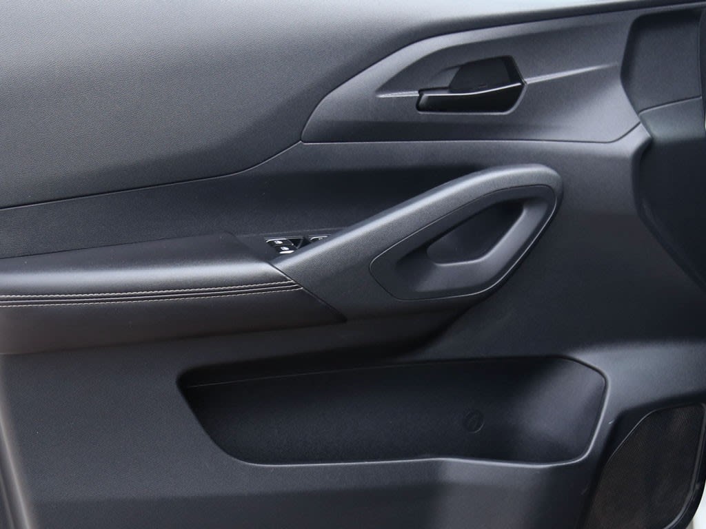 Peugeot Landtrek 1.9 4x2 año 2023