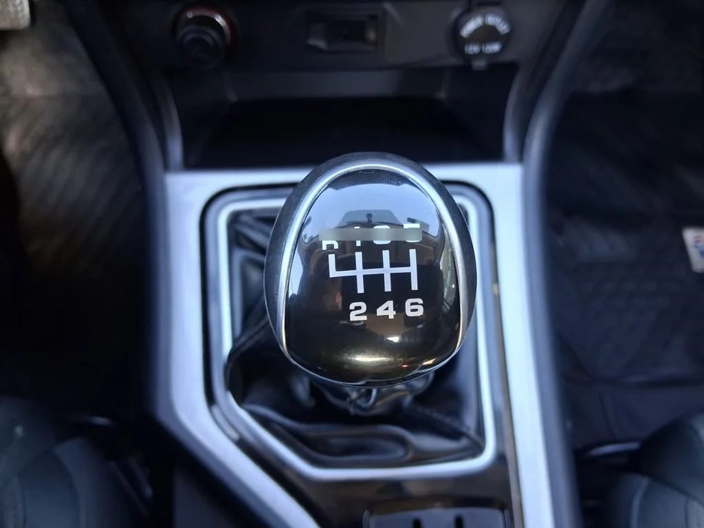 ZX Auto Terralord Dlx 4x2 año 2023