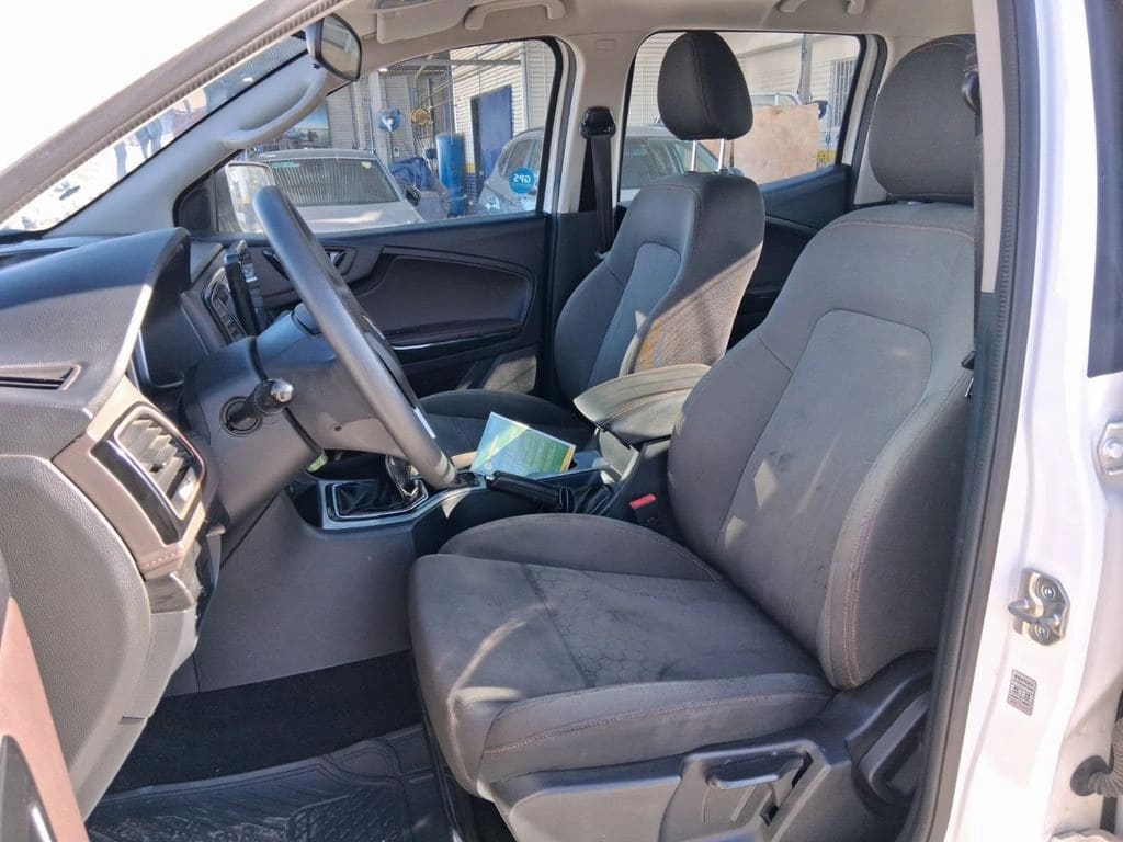 ZX Auto Terralord Dlx 4x2 año 2023
