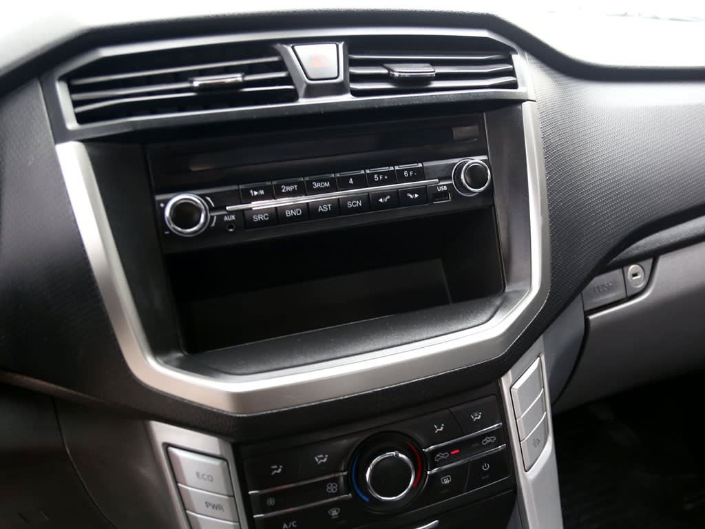 Maxus T60 Dcab 4x2 2.0 año 2024