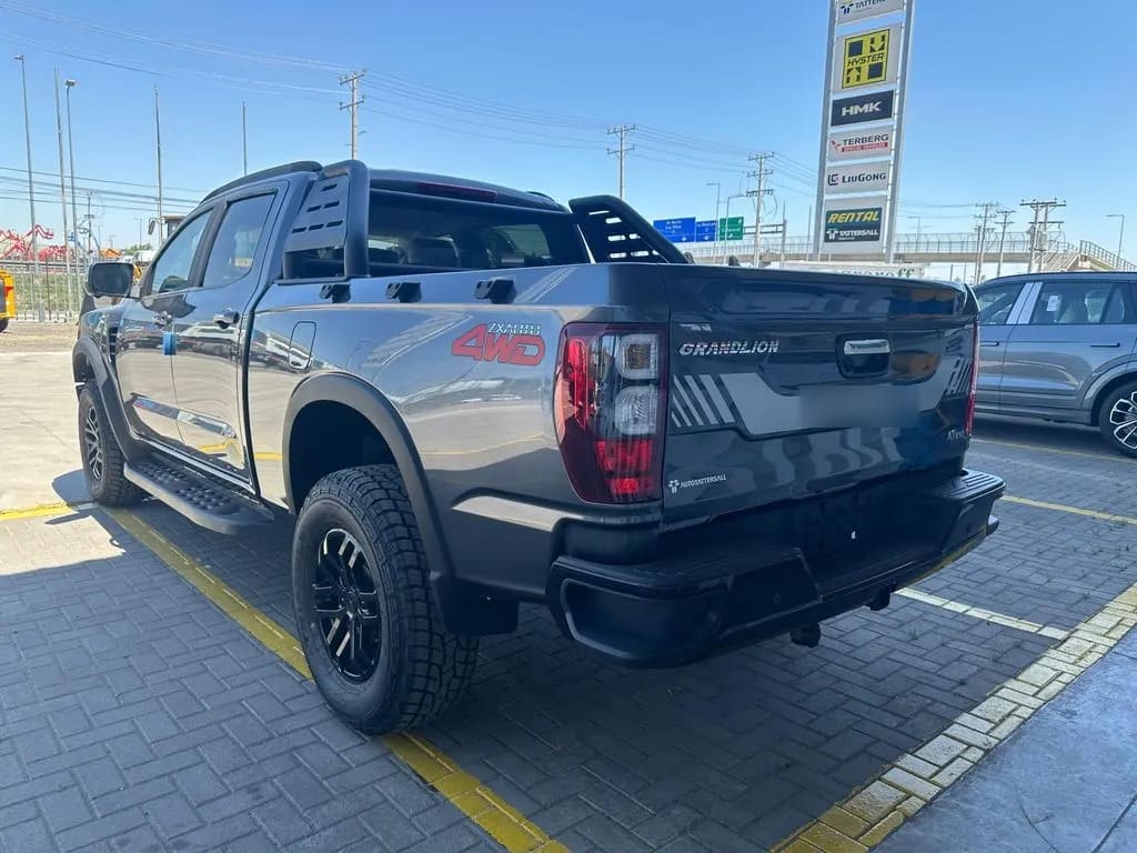 ZX Auto Grand Lion Lux Xl Diesel 4x4 At 2.3 E6 año 2026