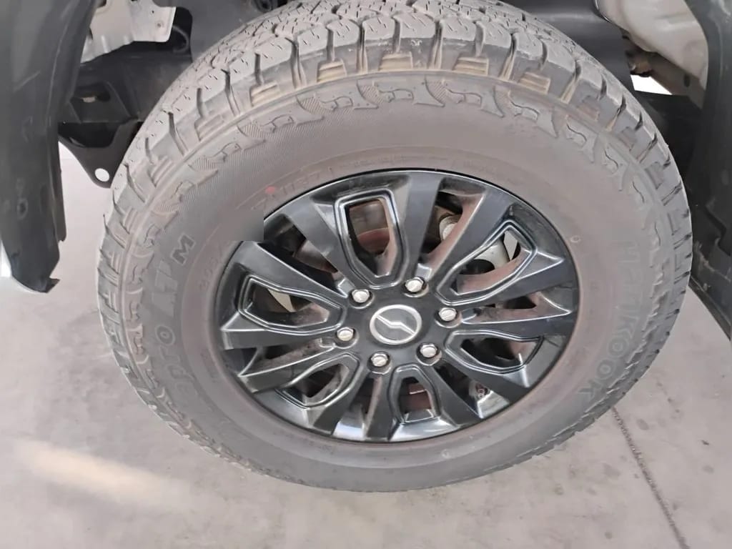 ZX Auto Terralord 2.5 4x2 Mt año 2023