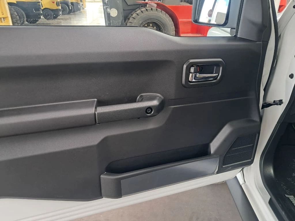 Suzuki Jimny Gl Winche Mt 4x4 año 2026