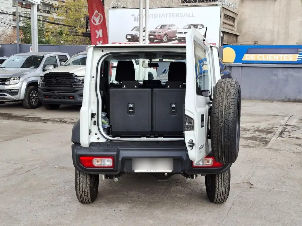Suzuki Jimny 1.5 Gl Valor + Iva año 2025
