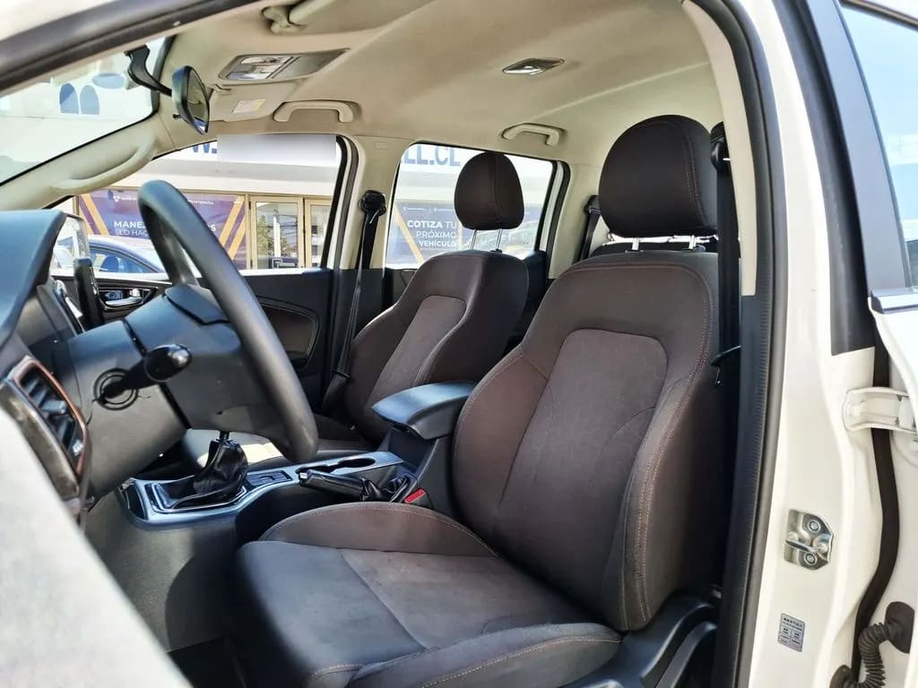 ZX Auto Terralord 2.5 Dlx Mt 4x2 año 2022