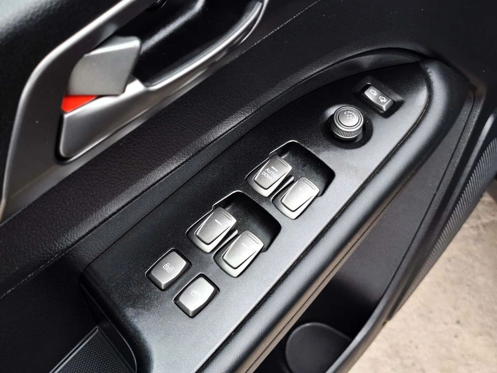 Ssangyong Musso 2.2 4x2 Mt año 2024